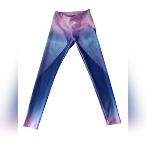 Fiber leggings asymmetrical printed design one size